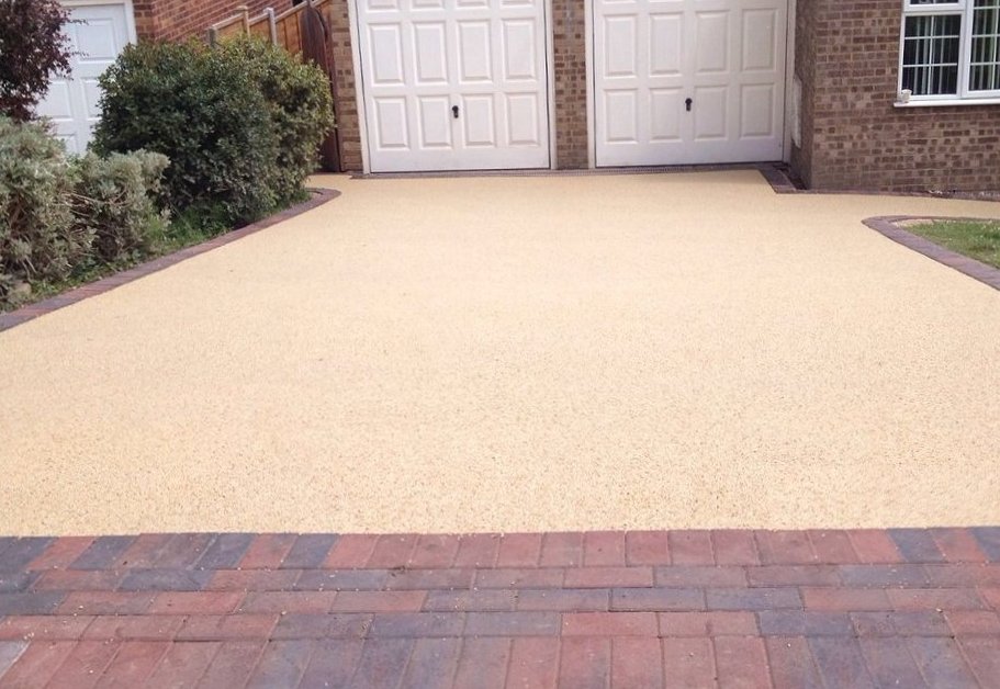 Resin-Bound-Paving.jpg